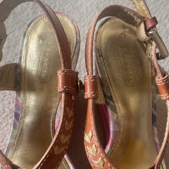 Coach Barbie/Candy Stripe Wedges 🩷 - Picture 9 of 16